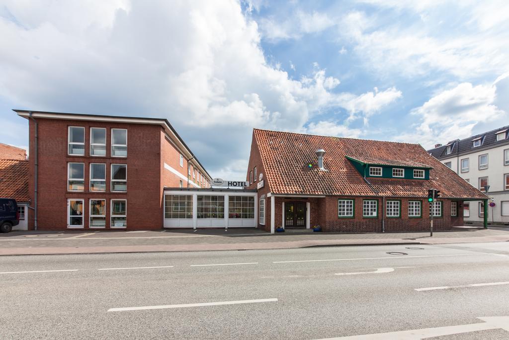 Hotel Drei Kronen Елмсхорн Екстериор снимка