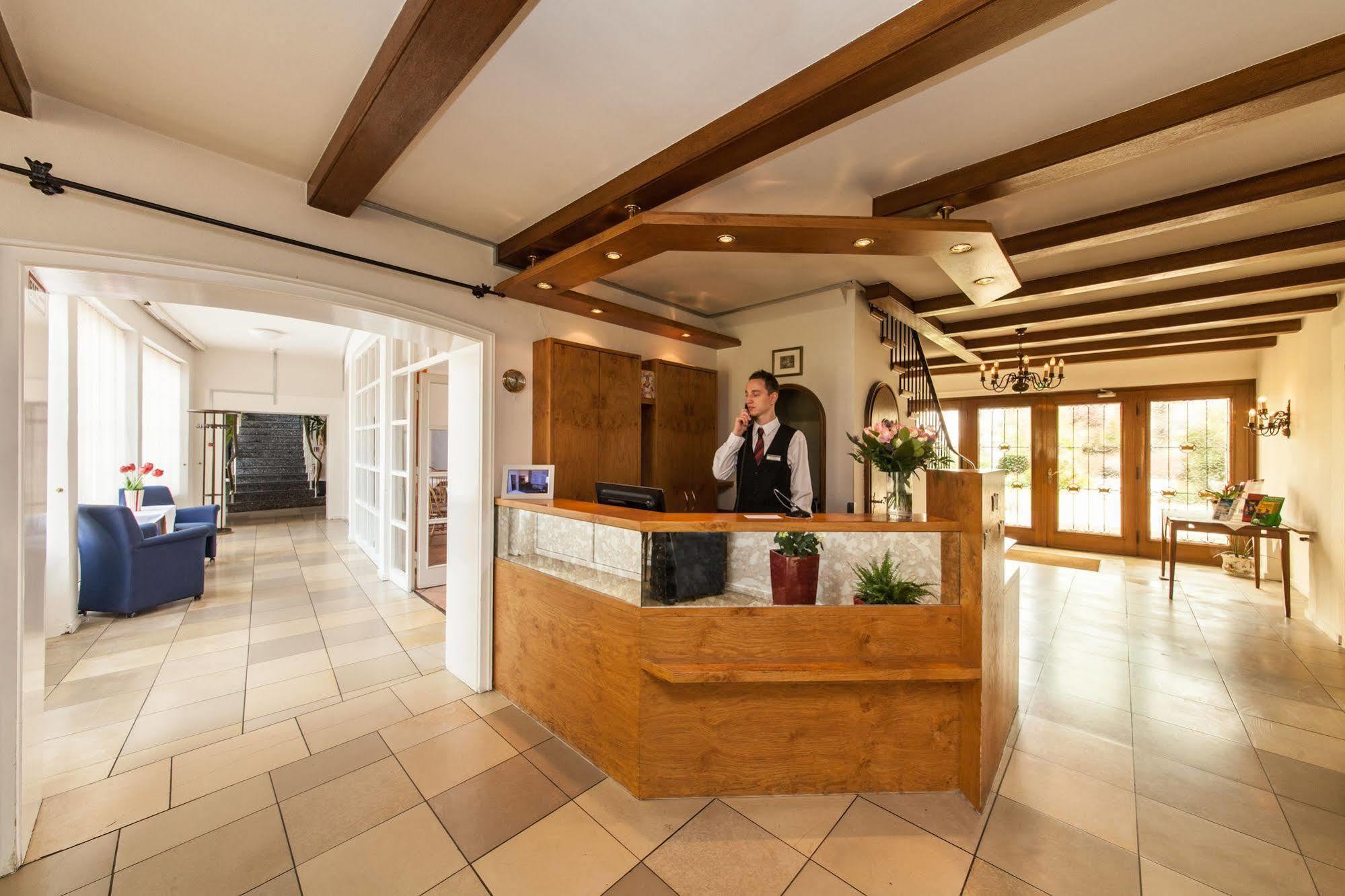 Hotel Drei Kronen Елмсхорн Екстериор снимка